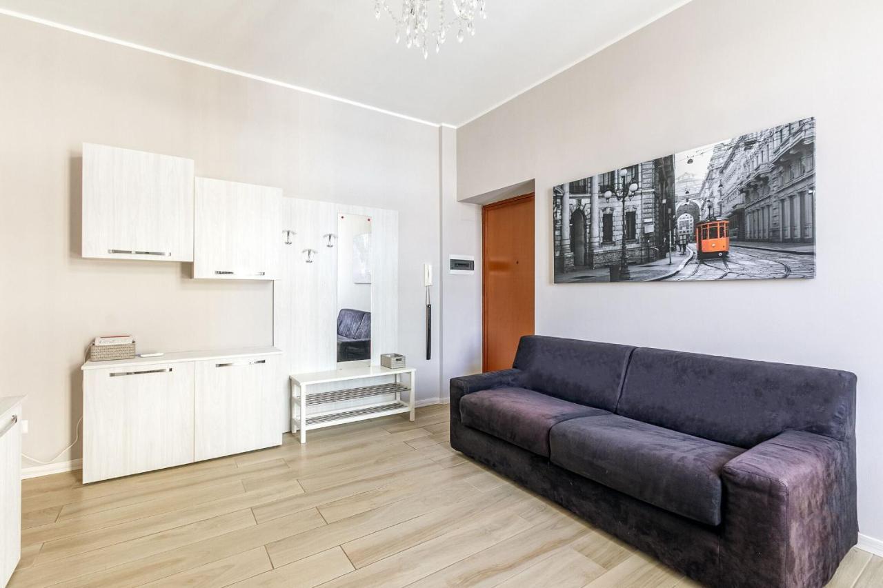 Giuseppe Meda Apartment Milan